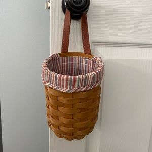 Longaberger Gatehouse basket 2004